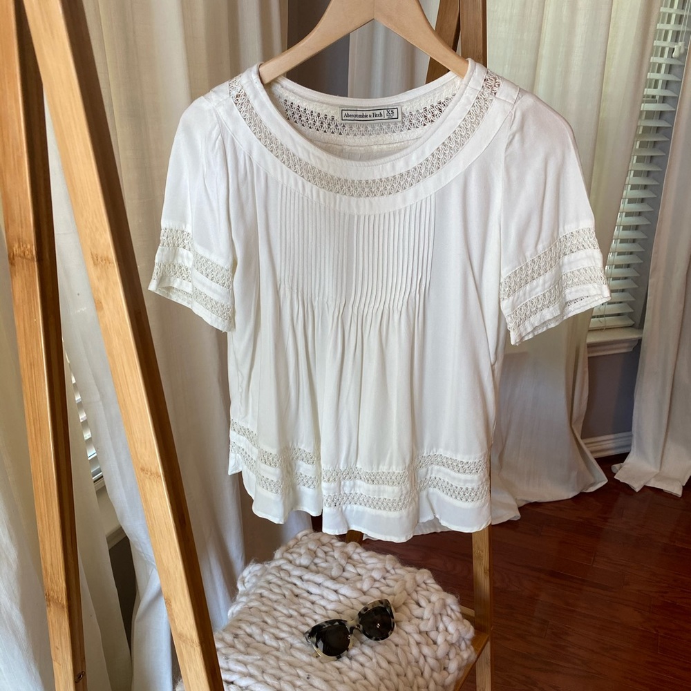 Abercrombie & Fitch PinTuck Cotton Peasant Top